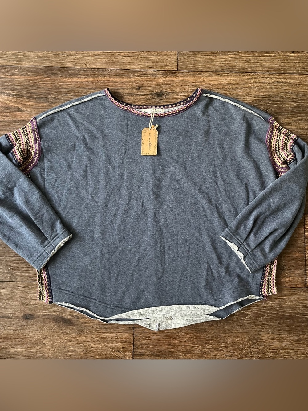 NWT Natural life crochet boho navy contrast pullover sweatshirt small/medium
